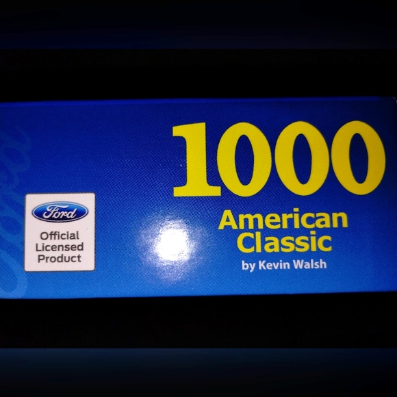 🧩"American Classic" by artist Kevin Walsh 1000 Piece Puzzle - Picture 2 of 3